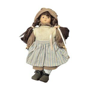 Vintage Heritage Mint 11" Doll Porcelain Face Brown Yarn Hair Knitted Dress‎